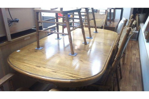 ダイニングセットの松戸