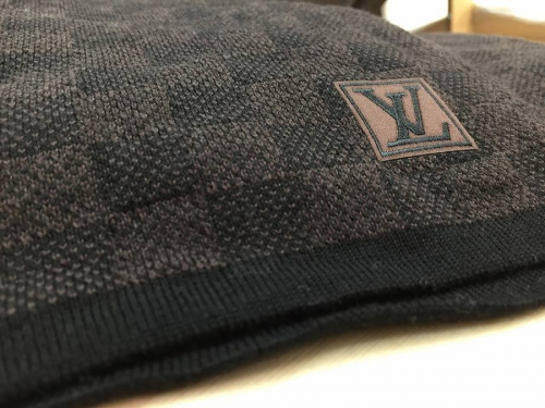 マフラーのルイヴィトン（LOUIS VUITTON）