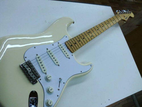 ギターのfender japan