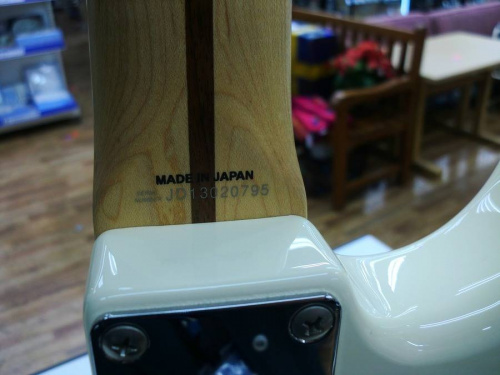 fender japanのストラトキャスター