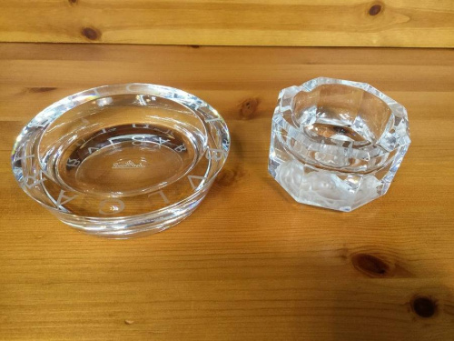 インテリアの灰皿