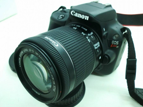 デジタル家電の一眼レフカメラ