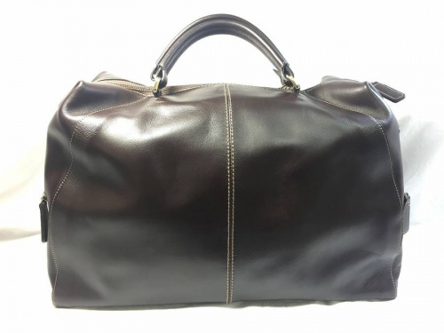 アクセサリーのボストンバッグ