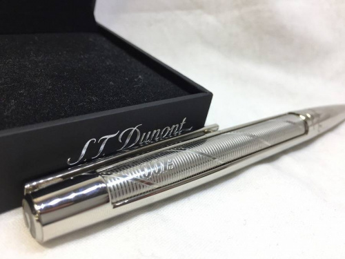 ビジネスアイテムのボールペン