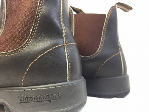 BLUND STONEのサイドゴアブーツ