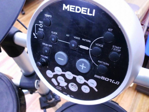 電子ドラムのMEDELI
