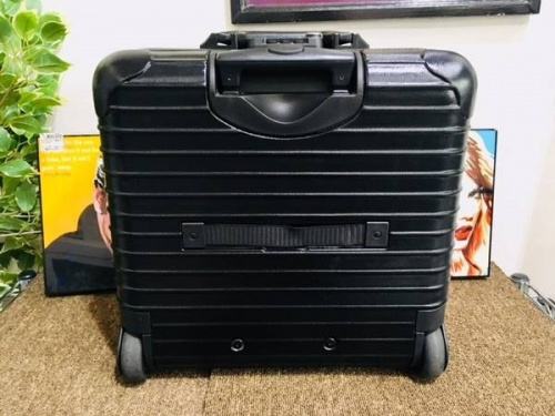 RIMOWAのスーツケース