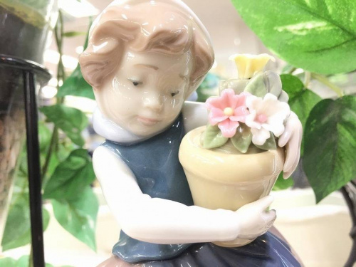 置物のフィギュリン