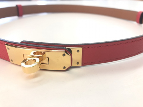 服飾小物のベルト