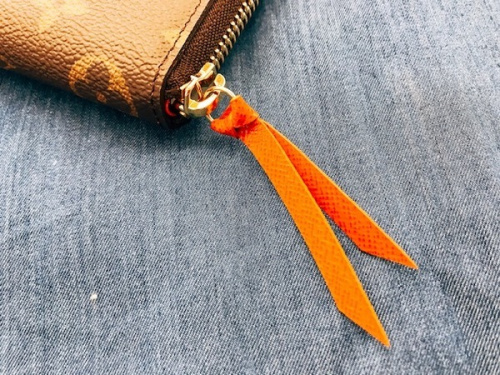 LOUIS VUITTONのラウンドファスナー長財布