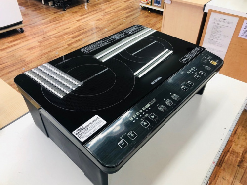 デザインキッチン家電のIHクッキングヒーター