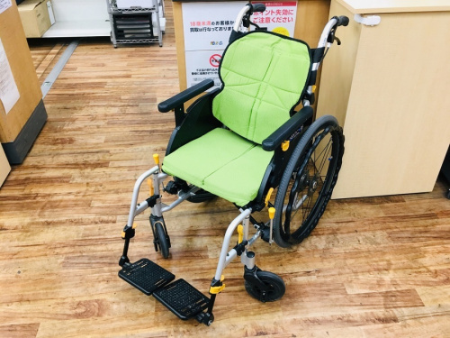 雑貨の車椅子