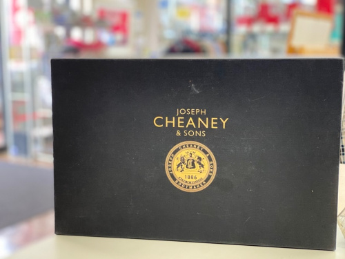 ブーツのCHEANEY