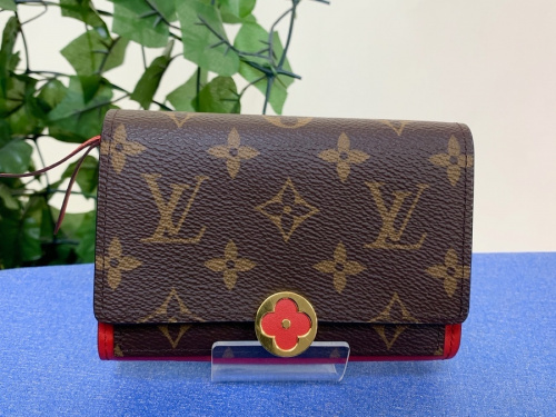 ブランド・ラグジュアリーの財布
