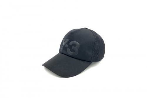 帽子のY3