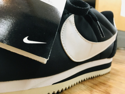 メンズファッションのスニーカー