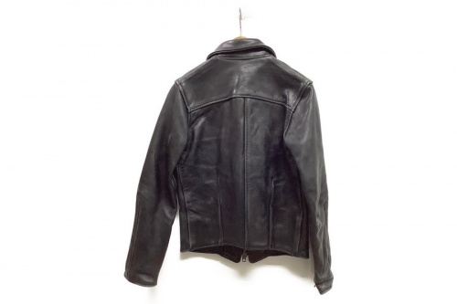 レザージャケットのAero LEATHER