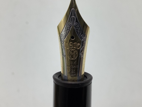 万年筆のMONTBLANC