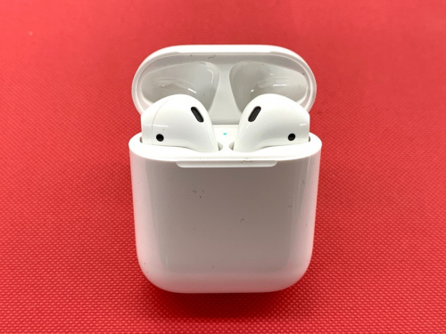 オーディオのイヤフォン