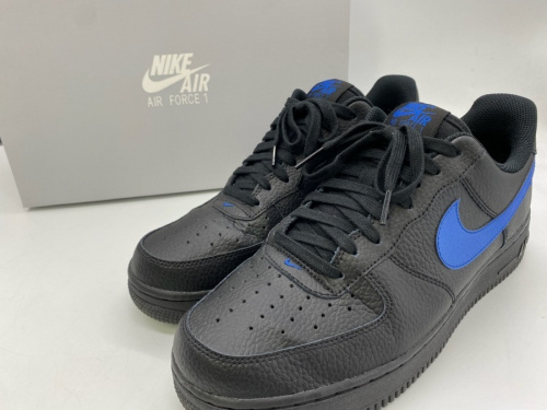 メンズファッションのスニーカー