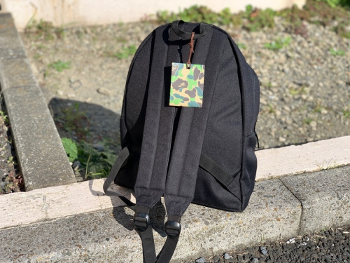 バッグのA BATHING APE