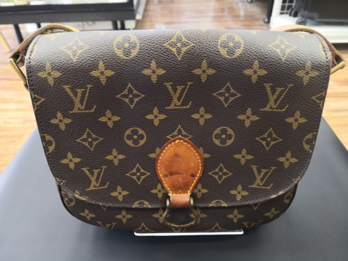 ブランド・ラグジュアリーのLOUIS VUITTON