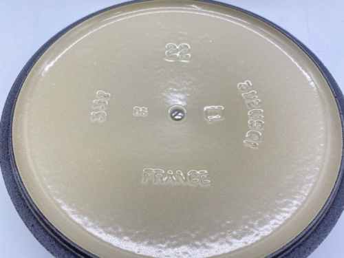キッチン雑貨の両手鍋