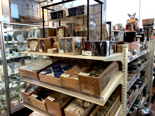 ブランド　洋食器　和食器の衣類　家電　高価買取