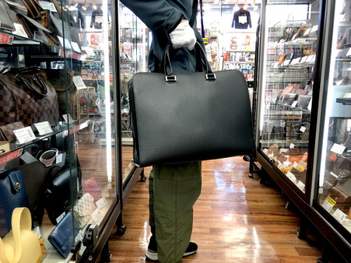 ブランド・ラグジュアリーのLOUIS VUITTON