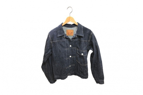 メンズファッションの春物　洋服　買取　