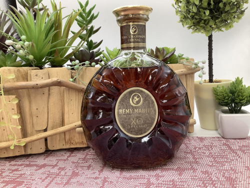 お酒のウイスキー　ブランデー　焼酎　買取