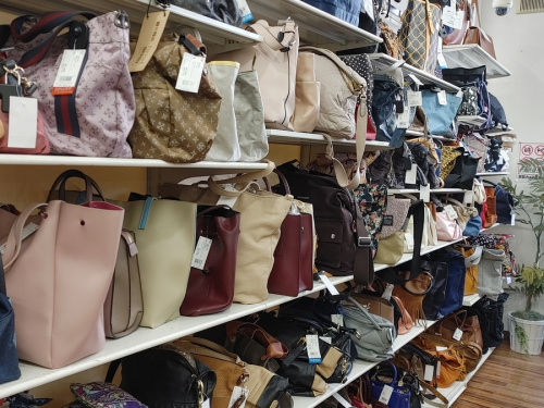 converseコラボの松戸店