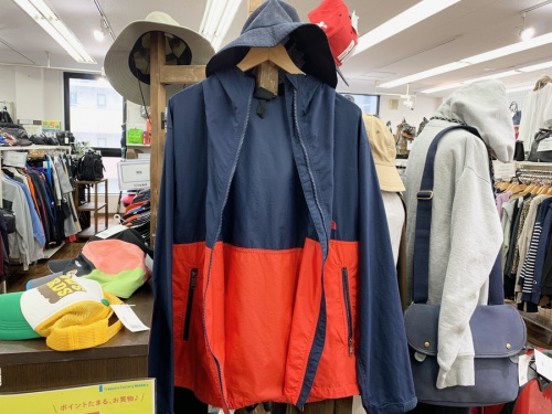 コンパクトジャケットのTHE NORTH FACE