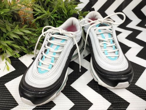 NIKEのナイキ