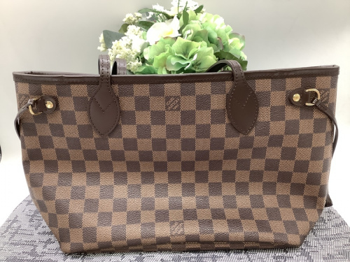 ブランド・ラグジュアリーのLOUIS VUITTON