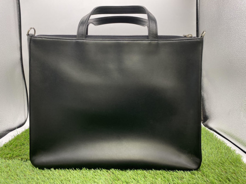 バッグのハンドバッグ