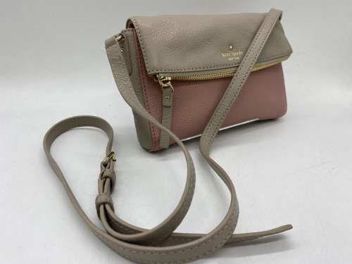 マグネットフラップショルダーバッグのKate Spade ケイトスペード