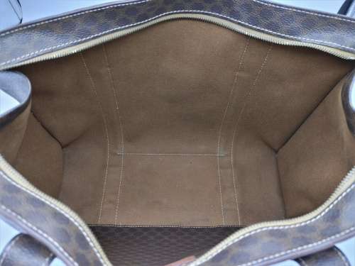 ショルダートートバッグのCELINE