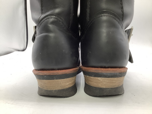 エンジニアブーツのRED WING