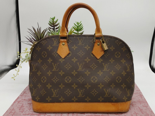 ハンドバッグのLOUIS VUITTON