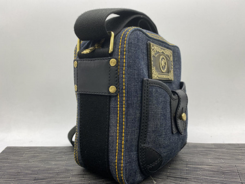 ショルダーバッグのHUNTING WORLD　ハンティングワールド