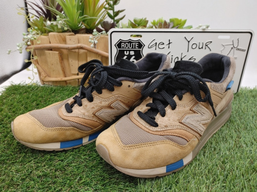 NEW BALANCEのスニーカー