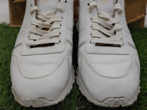 ルイヴィトンのスニーカー