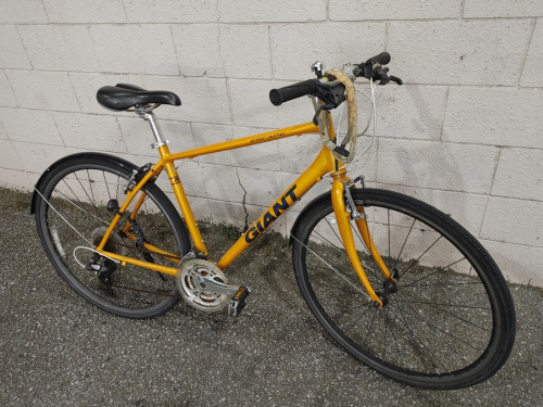 クロスバイクのGIANT