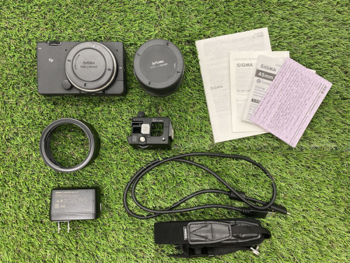 ミラーレス一眼カメラのSIGMA シグマ