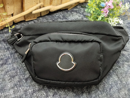 MONCLERのモンクレー