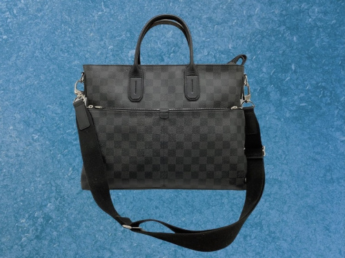 ブランド・ラグジュアリーのLOUIS VUITTON