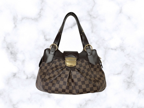 ブランド・ラグジュアリーのLOUIS VUITTON