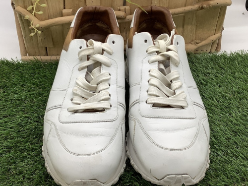 ハンドバッグの販売