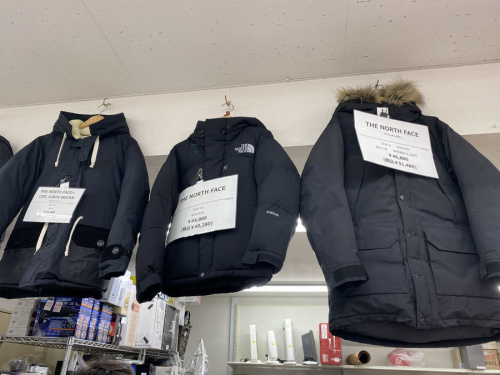 ダウンジャケットのアウトドア